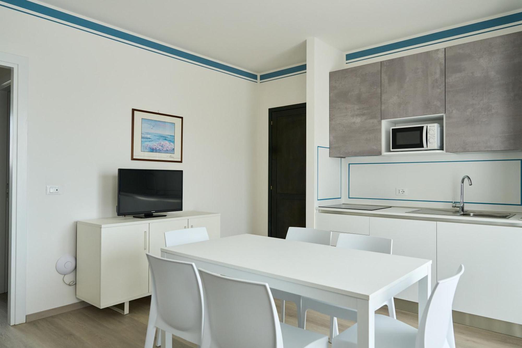 Appartamenti In Residence Portosole E Residence Tamerici Con Piscina-Cavallino Treporti Buitenkant foto