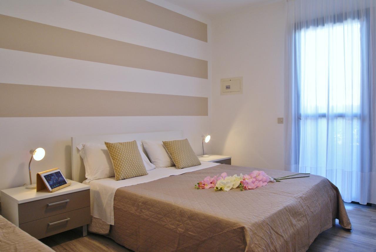 Appartamenti In Residence Portosole E Residence Tamerici Con Piscina-Cavallino Treporti Buitenkant foto