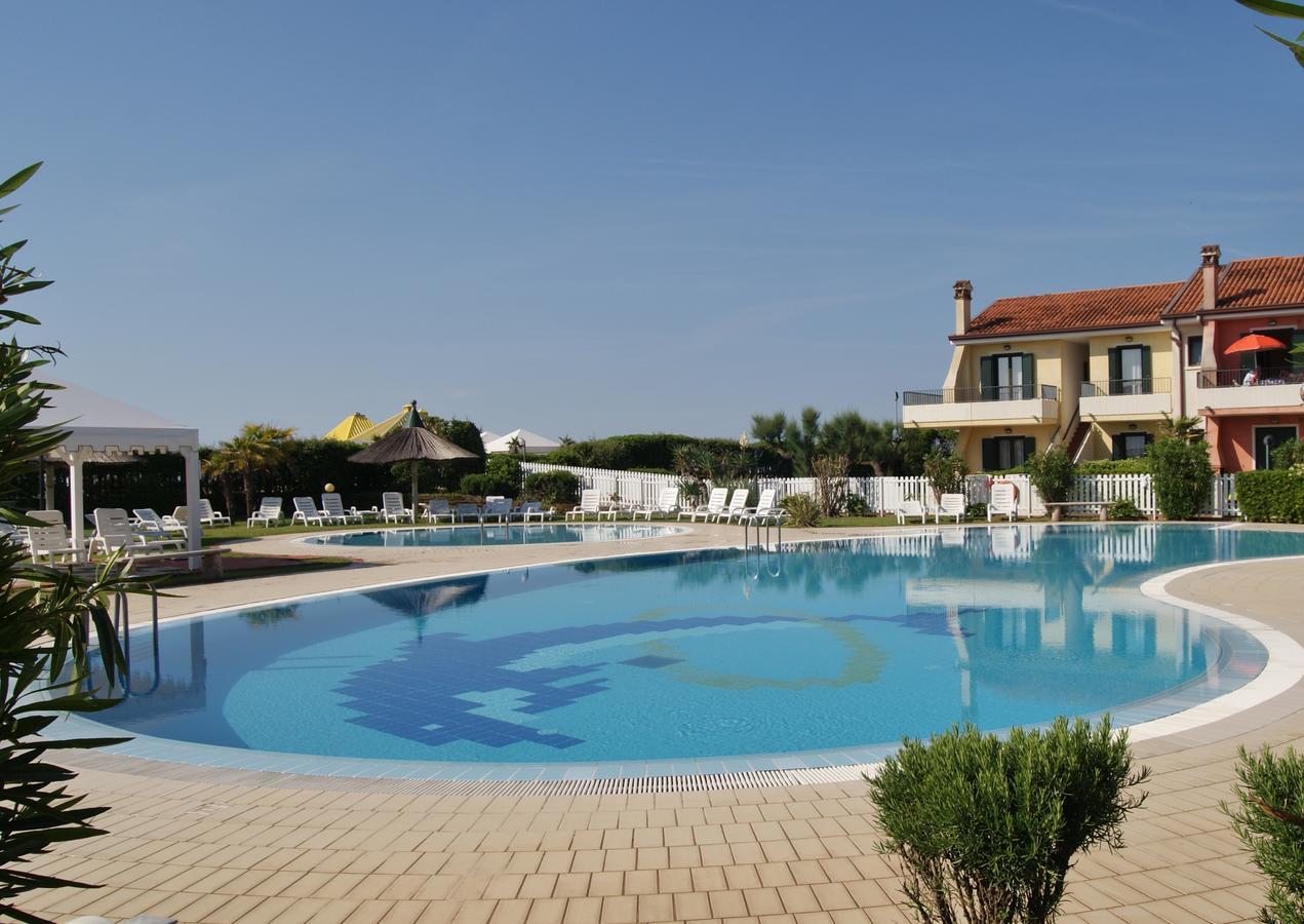 Appartamenti In Residence Portosole E Residence Tamerici Con Piscina-Cavallino Treporti Buitenkant foto