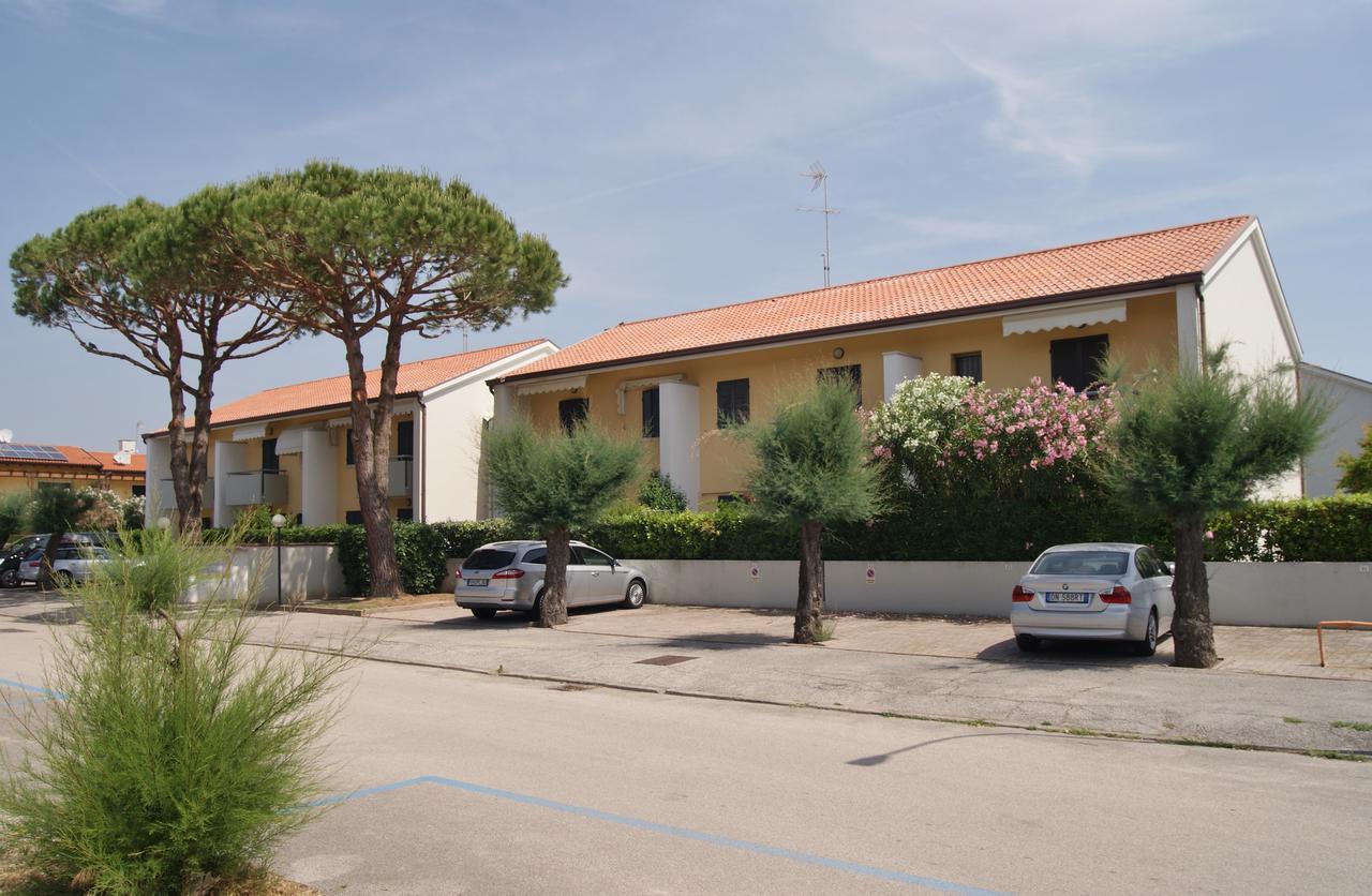 Appartamenti In Residence Portosole E Residence Tamerici Con Piscina-Cavallino Treporti Buitenkant foto